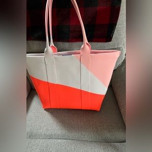 Rothys The Essential Tote